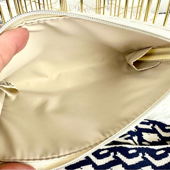 DIOR Canvas Beauty Line Pouch Crossbody Bag with Strap and charm - Picture 6 of 9